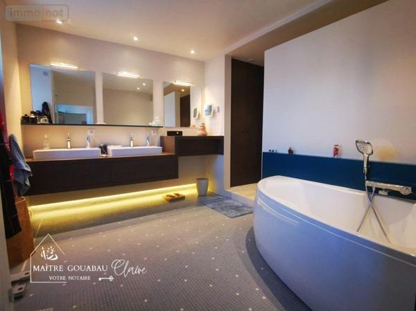 Maison de maître à vendre à Cossé-le-Vivien en Mayenne (53230), ref :