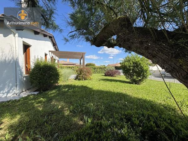 Vente                                                      Maison
                        
                     4 pièces                                         à Marmande