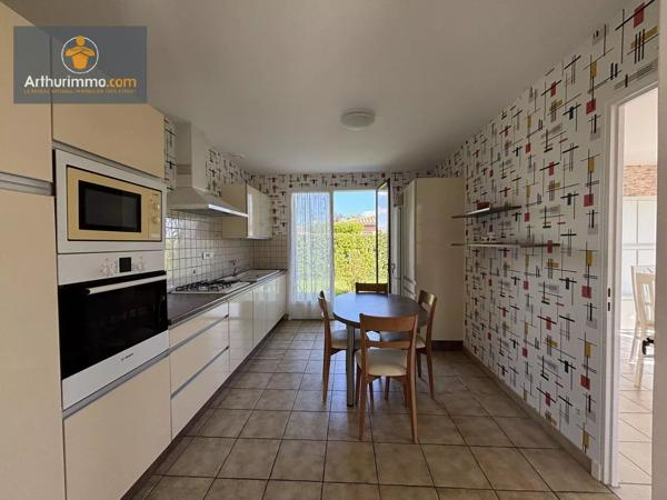 Vente                                                      Maison
                        
                     4 pièces                                         à Marmande