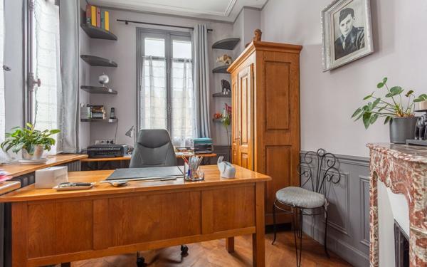 Maison à vendre    12 pièces • 282 m2 Étampes