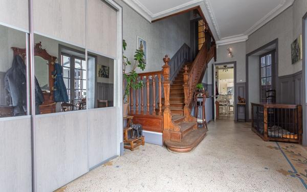 Maison à vendre    12 pièces • 282 m2 Étampes