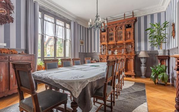 Maison à vendre    12 pièces • 282 m2 Étampes