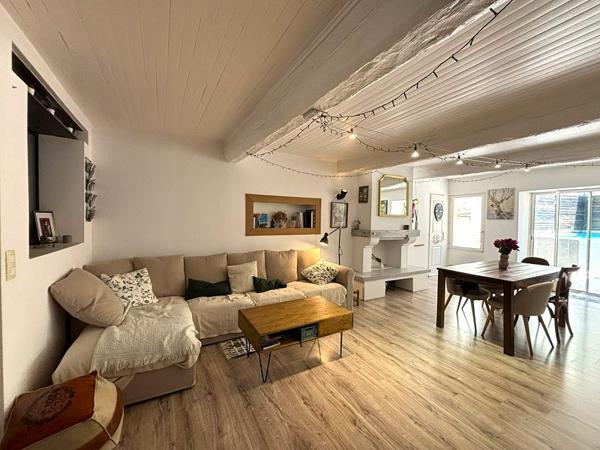 Maison
         6 pièces
        - 212 m² Exclusivité 340 000 € *