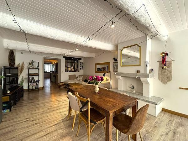 Maison
         6 pièces
        - 212 m² Exclusivité 340 000 € *