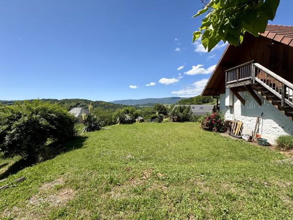 Maison
         5 pièces
        - 190 m² 490 000 € *