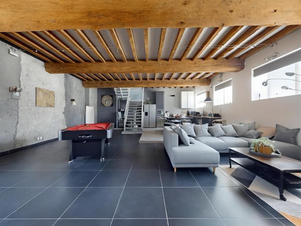 Maison
         6 pièces
        - 230 m² Exclusivité 315 000 € *