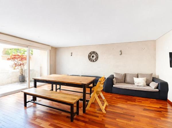 Maison
         6 pièces
        - 230 m² Exclusivité 315 000 € *