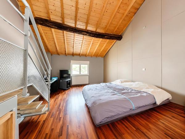 Maison
         6 pièces
        - 230 m² Exclusivité 315 000 € *