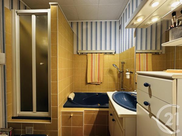 Appartement F5 à vendre  5 pièces - 101,63 m2 SARTROUVILLE - 78