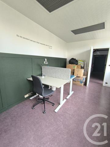 à vendre  224 m2 ST QUENTIN - 02