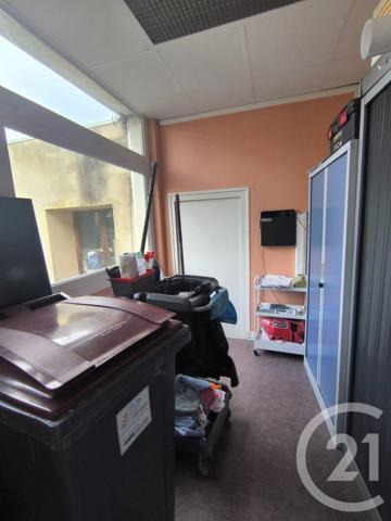 à vendre  224 m2 ST QUENTIN - 02