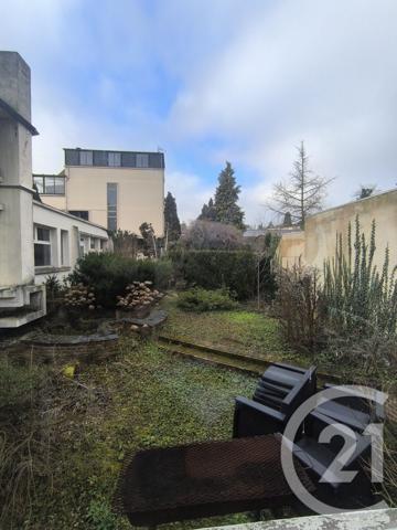 à vendre  224 m2 ST QUENTIN - 02