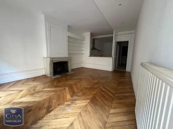 Location appartement 4 pièces de 107.63m²