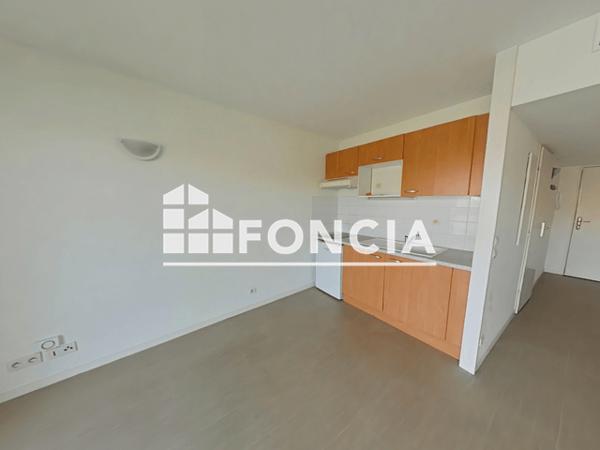 Location Appartement 2 pièces 34.33 m² - RUE DE LA SOLE La Rochelle 17000