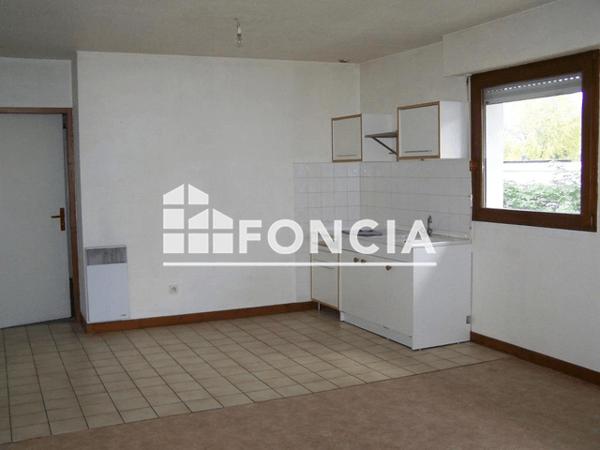 Location Appartement 2 pièces 51.37 m² - 24 RUE DE LA NEUVE La Rochette 73110
