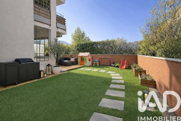 Appartement à vendre 4 pièces 79,22 m² Saint-Martin-d'Hères