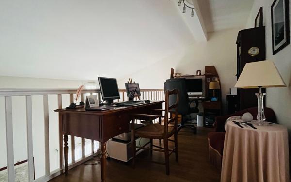 Maison à vendre    4 pièces • 120 m2 La Rochelle