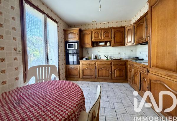 Maison à vendre 4 pièces 110 m² Le Palais-sur-Vienne