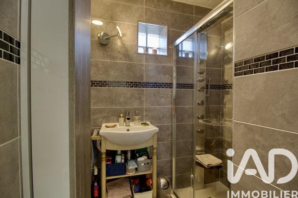 Maison à vendre 7 pièces 145 m² Saint-Maximin