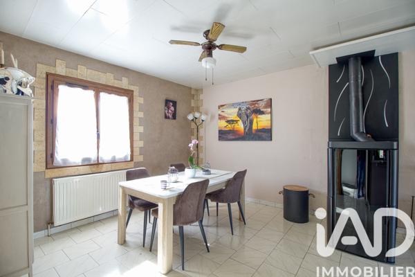 Maison à vendre 7 pièces 145 m² Saint-Maximin