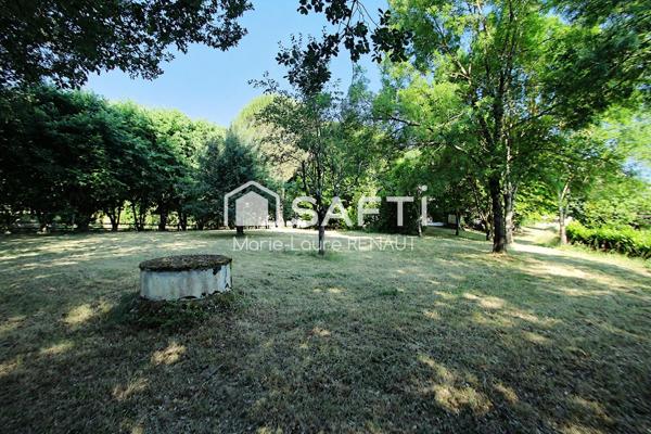 Maison familiale avec parc arboré et grand sous-sol