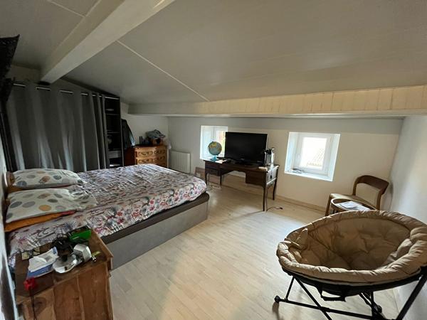 Appartement T3, 72m² , partiellement meublé, hyper centre Luçon