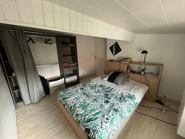 Appartement T3, 72m² , partiellement meublé, hyper centre Luçon