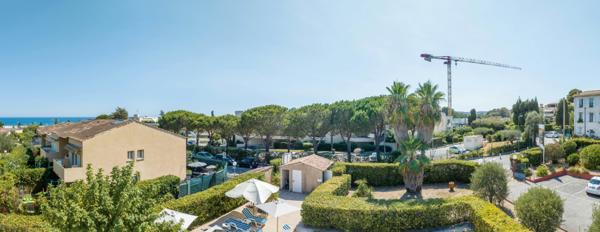 Villeneuve-Loubet/ Parc Vaugrenier/Neuvelle Appartement 3P/ Dernier étage/ Aperçu mer