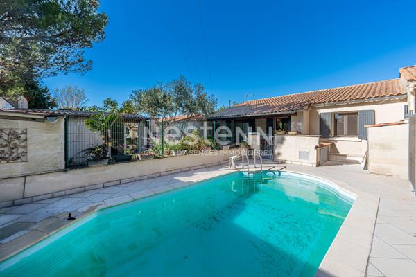 Maison de plain pied à vendre à Carpentras - 5 pièces - grand garage - jardin avec piscine