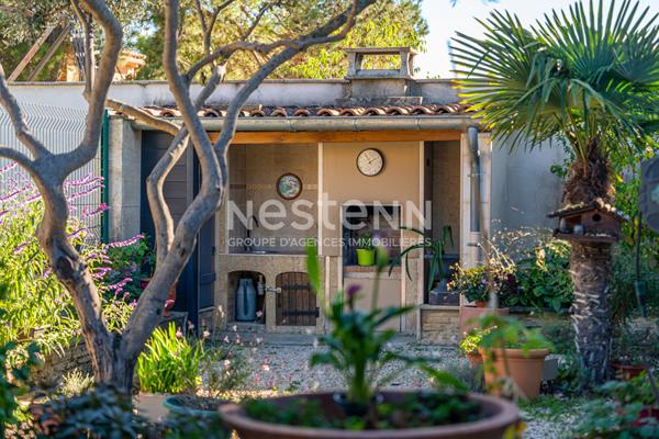 Maison de plain pied à vendre à Carpentras - 5 pièces - grand garage - jardin avec piscine
