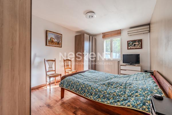 Maison de plain pied à vendre à Carpentras - 5 pièces - grand garage - jardin avec piscine