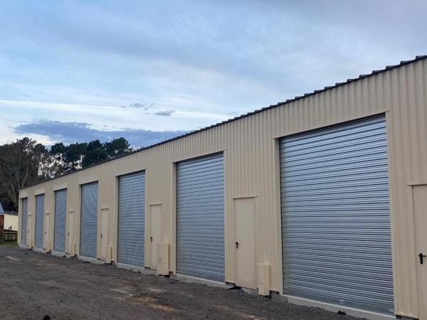 Local de stockage/ atelier 72m² - Accès sécurisé