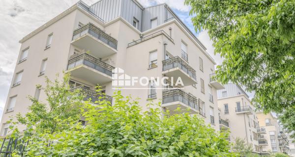 À vendre Studio 27.46 m² - Trappes 78190