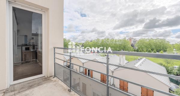 À vendre Studio 27.46 m² - Trappes 78190