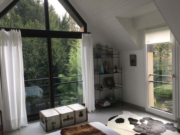Maison en pierres rénovée en bordure de Rance