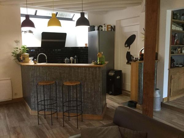 Maison en pierres rénovée en bordure de Rance