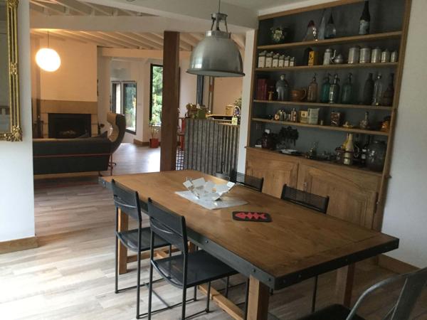 Maison en pierres rénovée en bordure de Rance