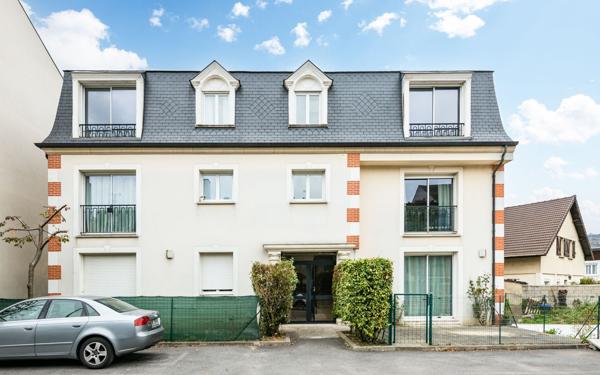 Appartement à vendre    4 pièces • 80,40 m2 Noisy-le-Grand