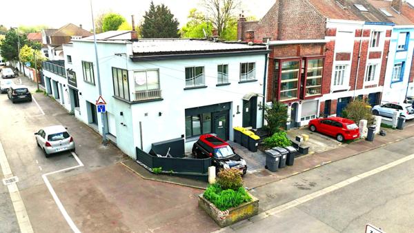 Immeuble
         14 pièces
        - 423 m² Exclusivité 899 000 € *