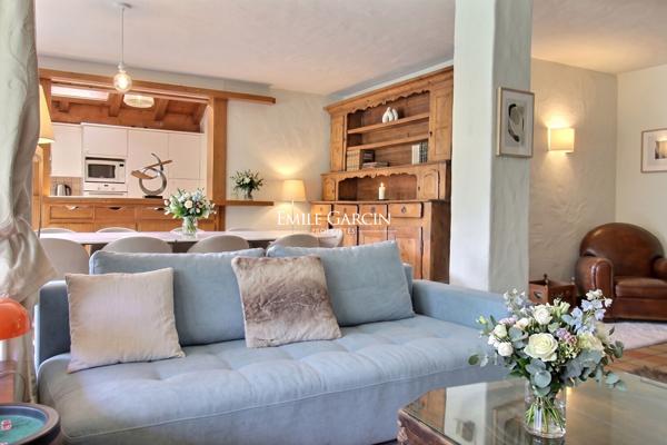 Chalet proche centre village à vendre