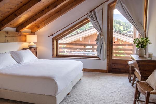 Chalet proche centre village à vendre