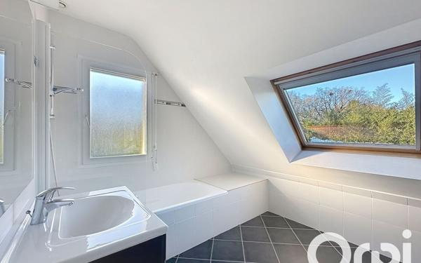 Maison à vendre    5 pièces • 114,52 m2 Ploemel