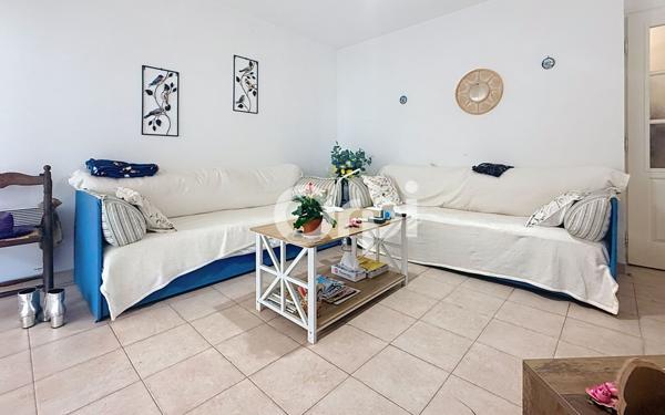 Appartement à vendre    2 pièces • 33 m2 Fréjus