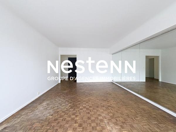 SOUS OFFRE ! T2 - 55 m² - Lumineux - Ascenseur - Boulevard Berthier - Proche Parc Martin Luther King