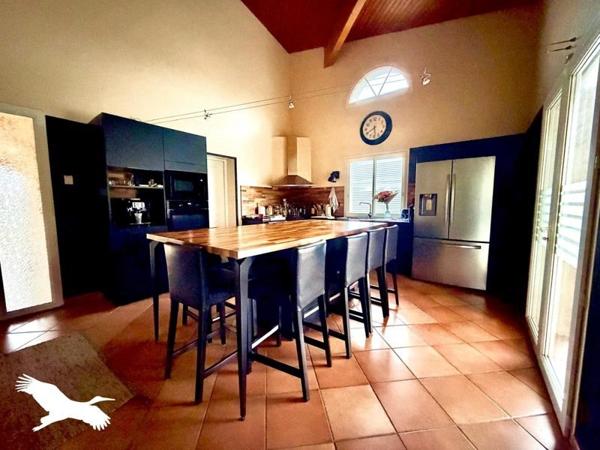Maison à vendre |                                       Roquettes |                                        5 pièces  |  140 m²
