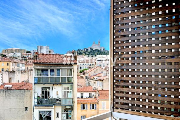 Appartement
         5 pièces
        - 165 m² 685 000 € *