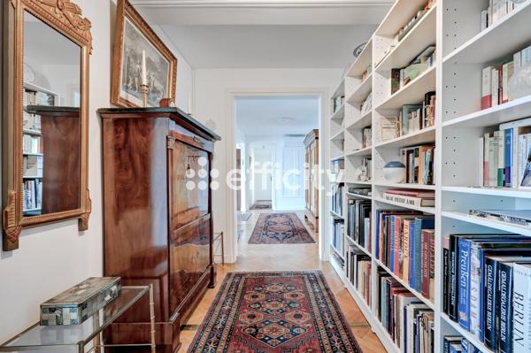 Appartement
         5 pièces
        - 165 m² 685 000 € *