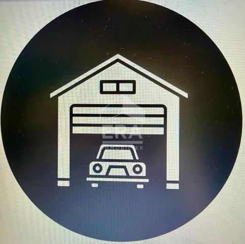 Rare au Moulleau : Grand garage entièrement rénové
