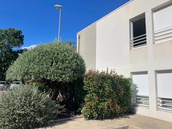 Immeuble résidentiel à vendre à SAINT MARTIN DE CRAU (13)