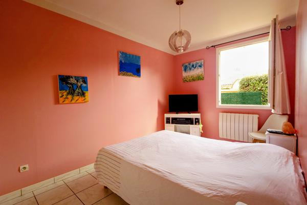 Maison
         5 pièces
        - 97 m² 364 000 € *